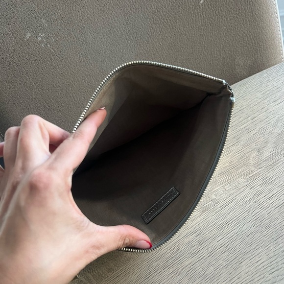 MARC JACOBS Metallic Pouch - Picture 2 of 6